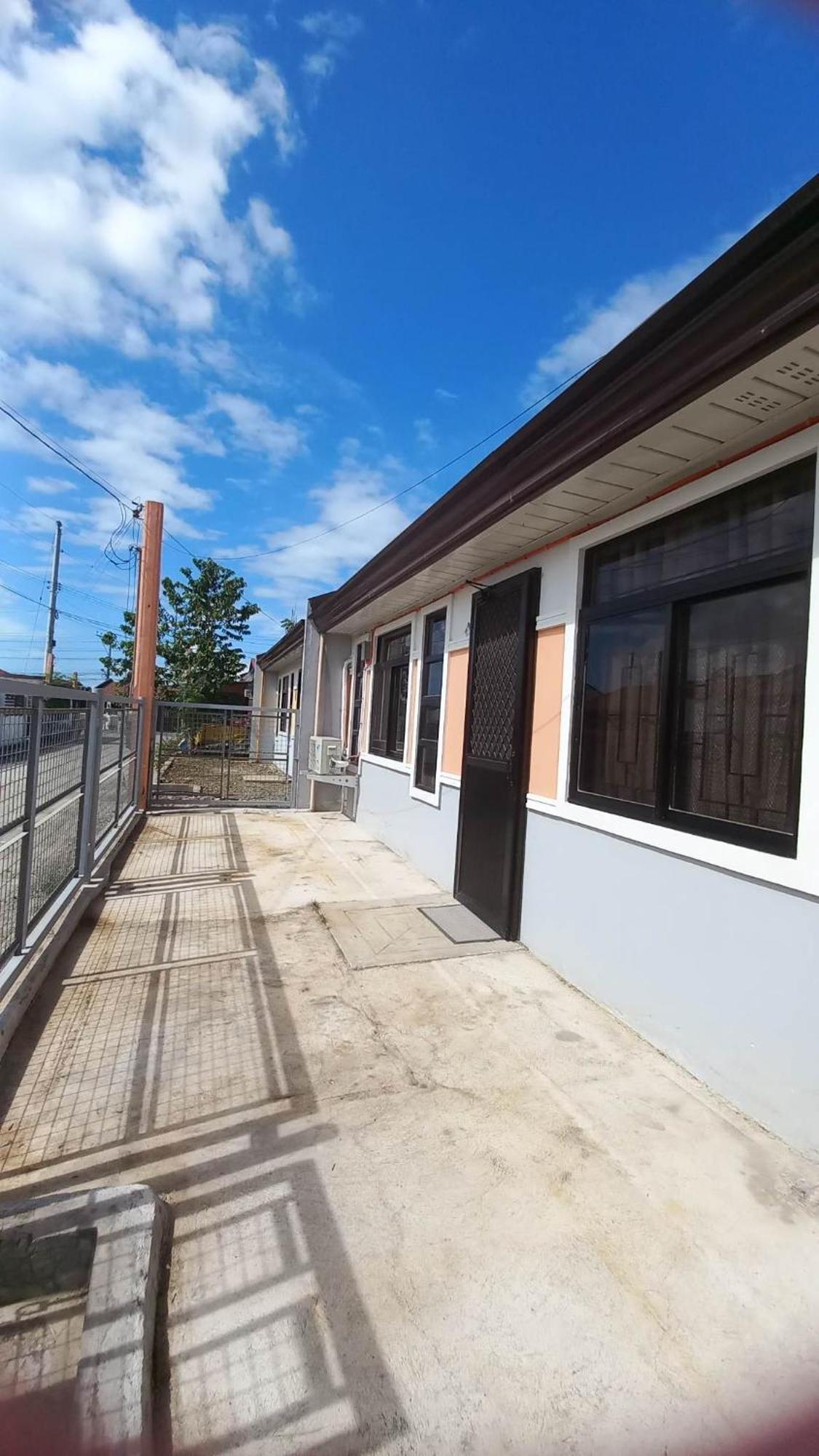 Davao City 2 Bedroom House At Deca Homes Talomo מראה חיצוני תמונה