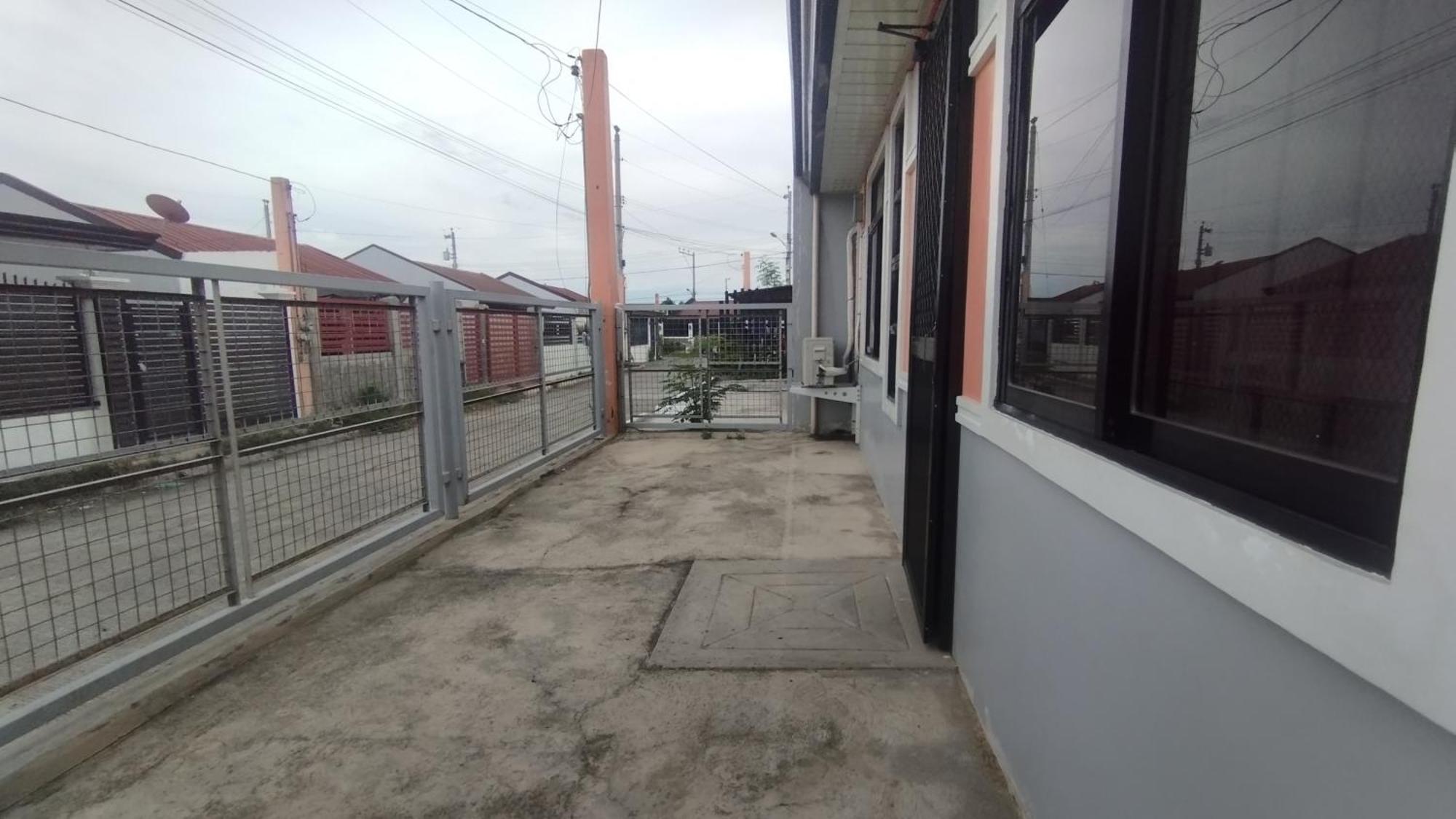 Davao City 2 Bedroom House At Deca Homes Talomo מראה חיצוני תמונה